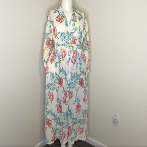Vintage floral dressing gown / robe “T.V. Loungers”